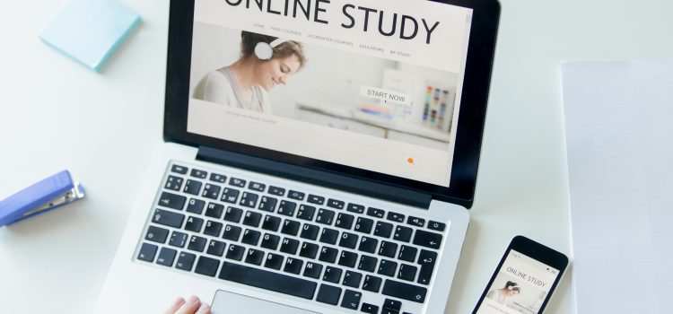 Review khóa học tiếng Anh online Review khóa học tiếng Anh online